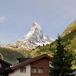 فندق Alpine Perren 3*