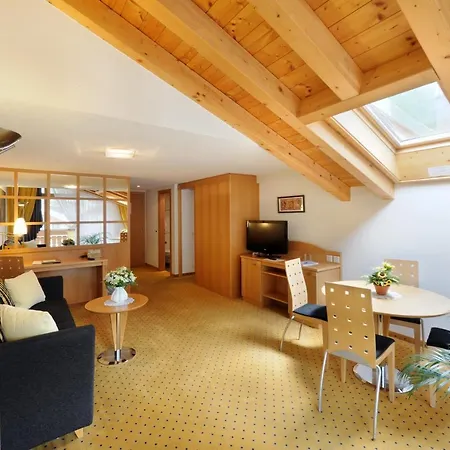 Alpine Perren Hotel 3*