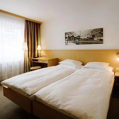 Hotel Alpine Perren