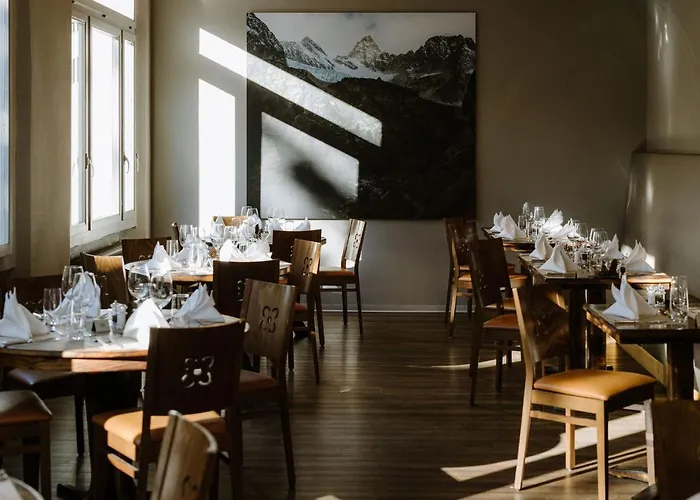 Alpine Perren ホテル