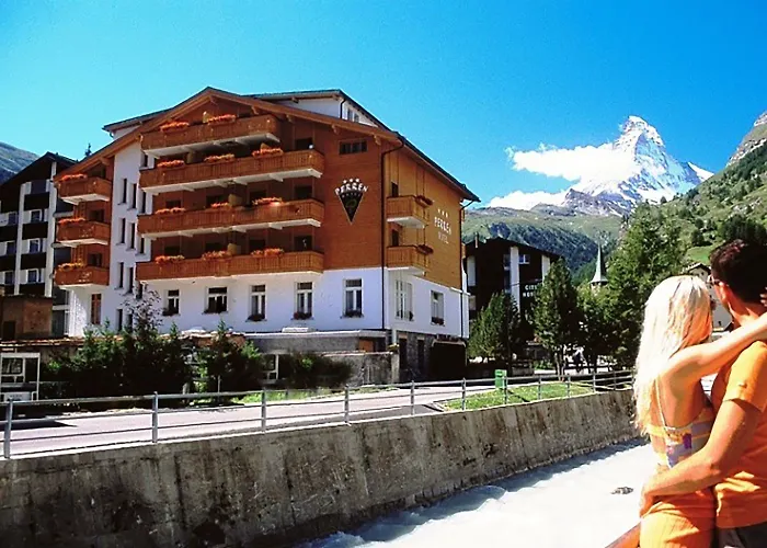 ホテル Alpine Perren 3*