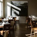 Alpine Perren Szálloda